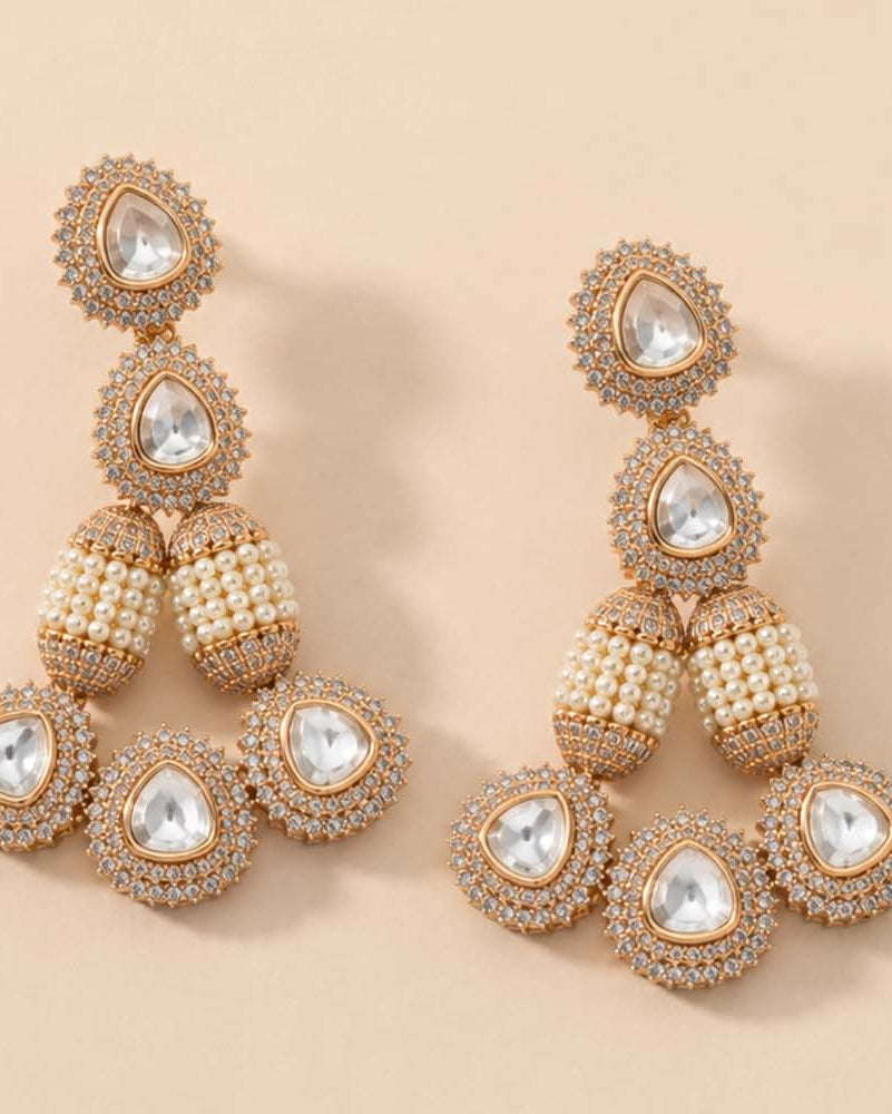 Pearl Éclat Chandeliers