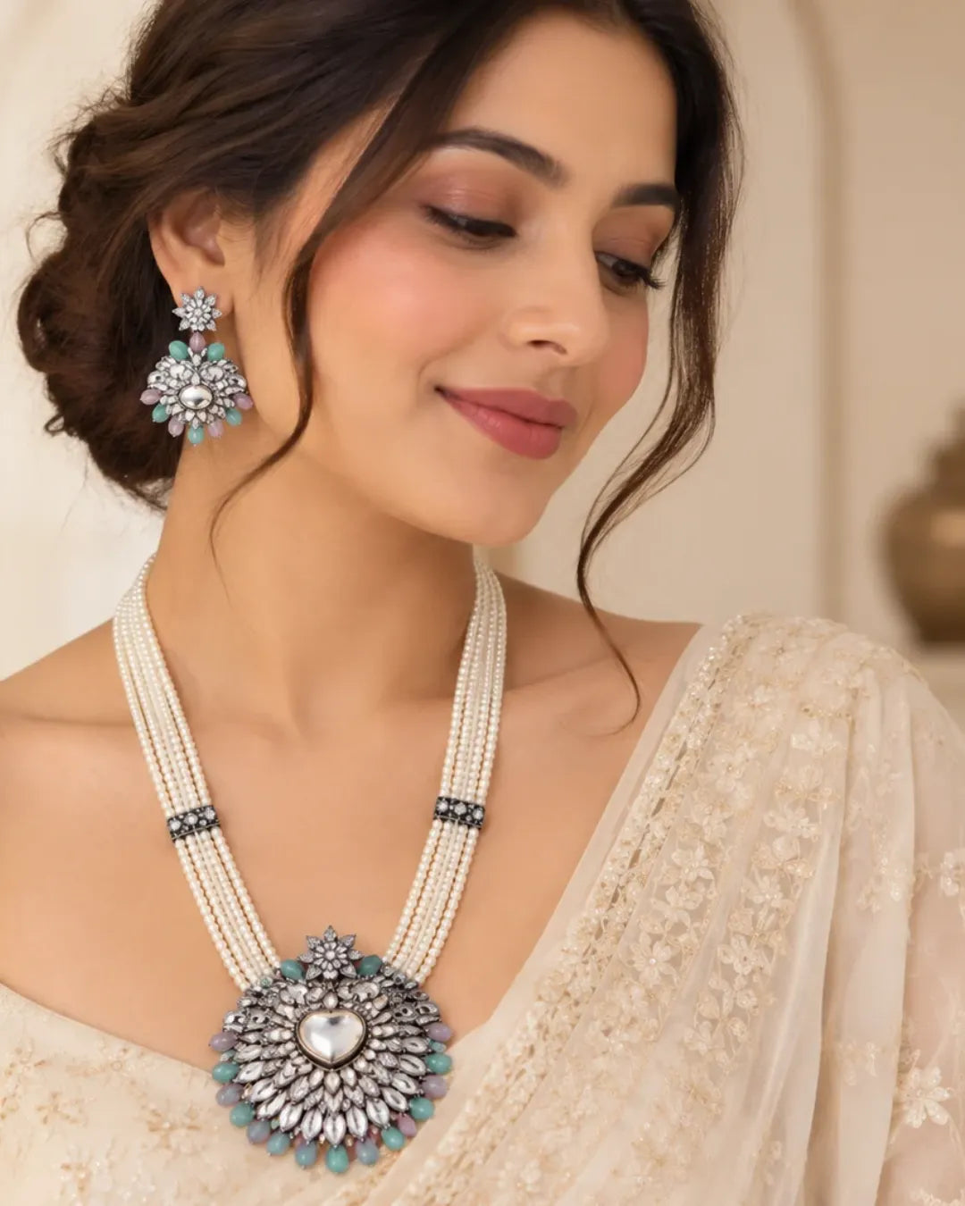Evara Bloom Necklace Set